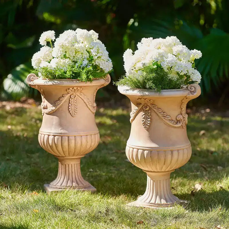 Jardinières et bacs à fleurs en béton léger d'extérieur de style moderne du milieu du siècle