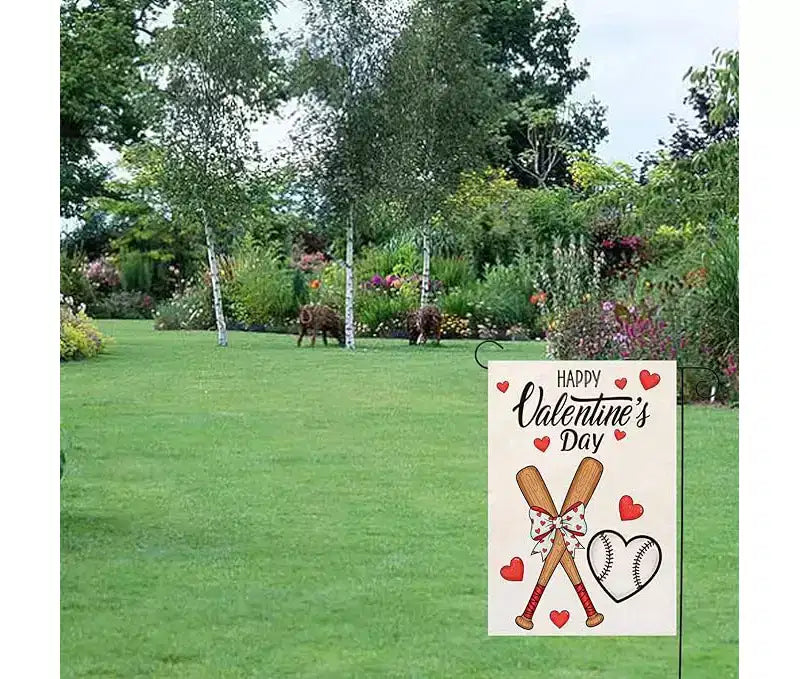 Joyeuse Saint-Valentin Drapeau de Jardin Cœurs d'Amour Drapeau de Bienvenue pour Cour Drapeau de Fête d'Anniversaire de Mariage Décor de Cadeau de Saint-Valentin Simple Face 12x18 Pouces