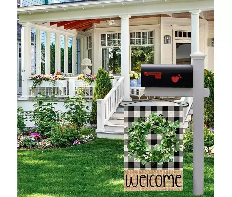 Bienvenue Jardin de Printemps Drapeau Couronne de Bisons à Carreaux Panneau Saisonnel Bienvenue Drapeau de Cour Ferme de Printemps Décor Extérieur Simple Face 12x18 Pouces