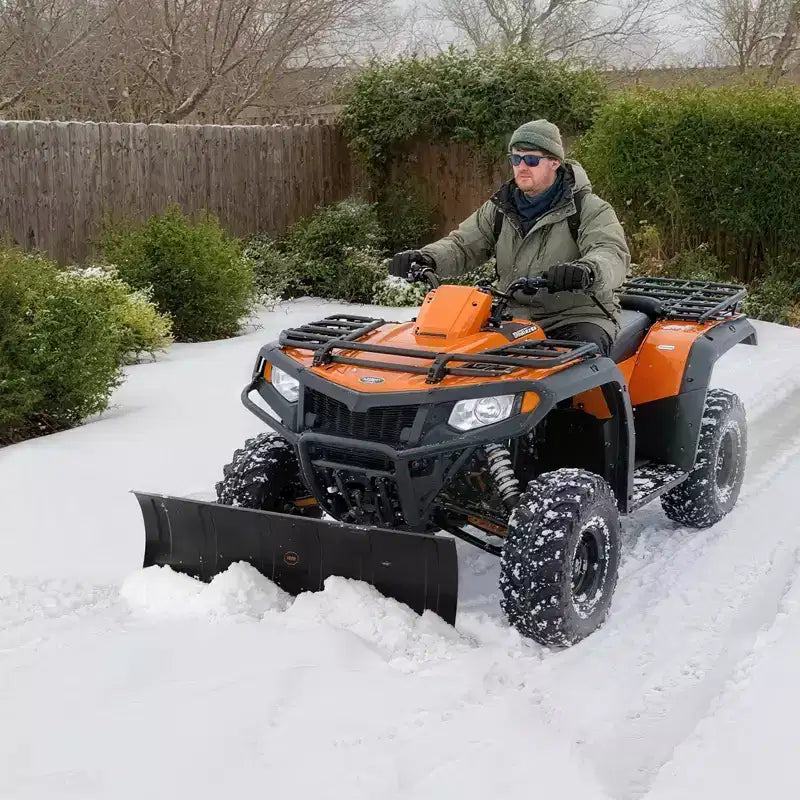 Kit de déneigement, Attache de chasse-neige universelle de 60 po, Réglable en hauteur et de gauche à droite, Détachable rapidement, Lame racleuse en acier pour VTT, 3 options de montage, Noir