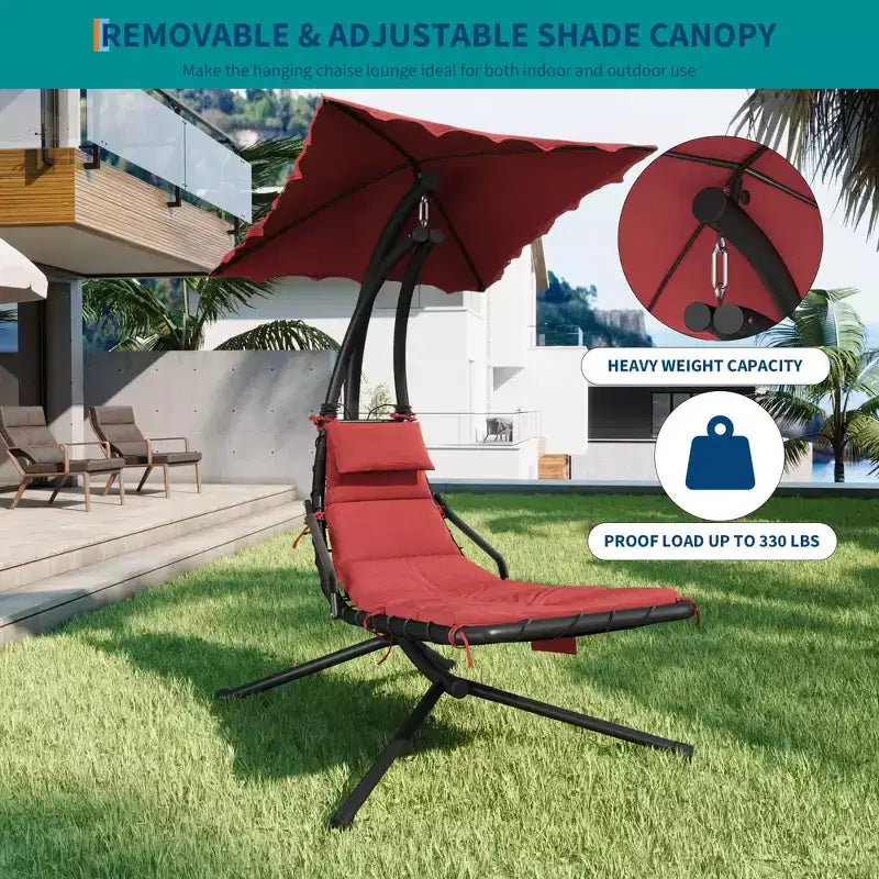 Chaise longue d'extérieur style hamac avec parasol, structure en acier courbé et coussins moelleux, parfaite pour les patios, les jardins et les bords de piscine.